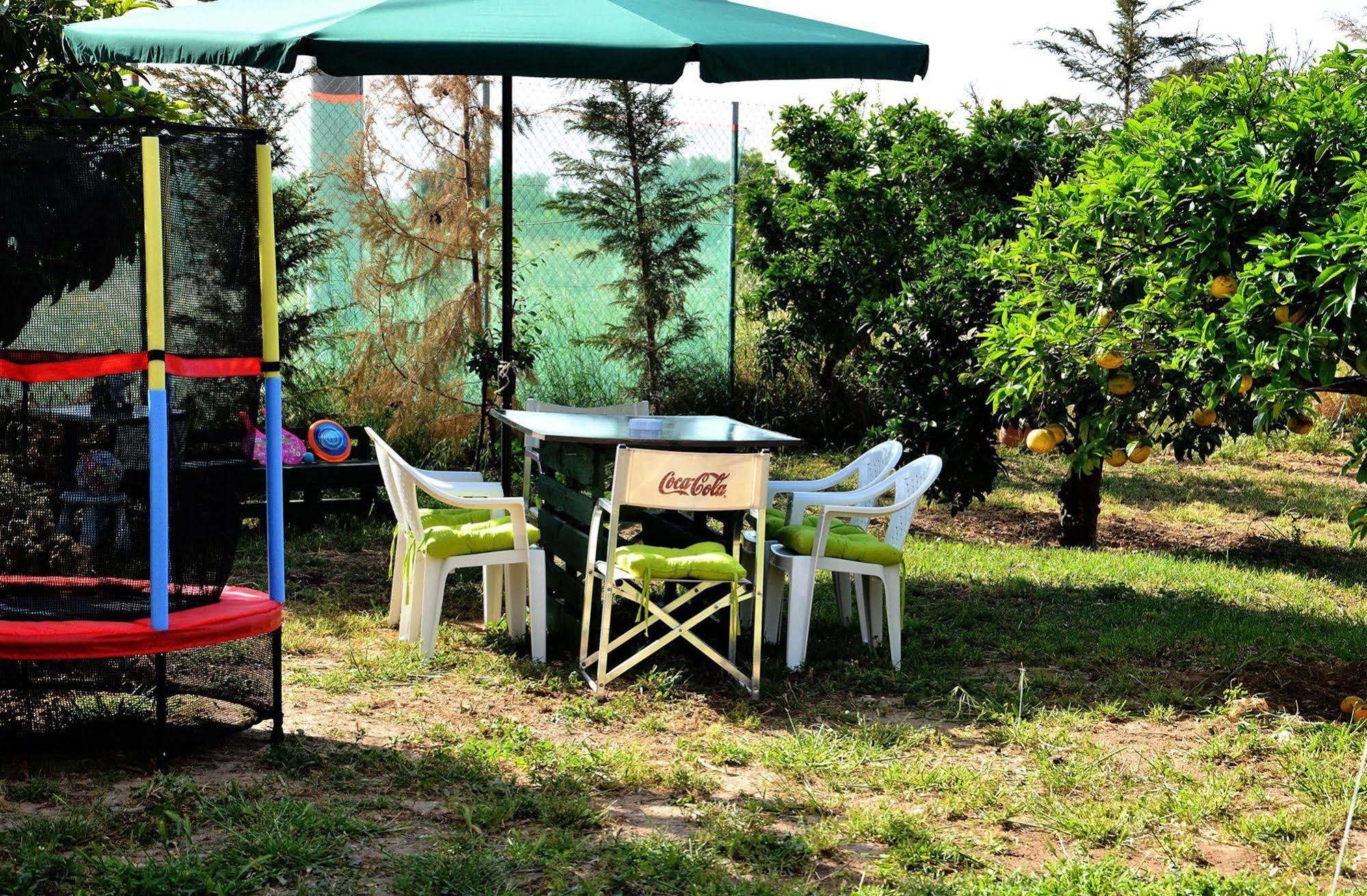 Noble Inn Loutráki Dış mekan fotoğraf