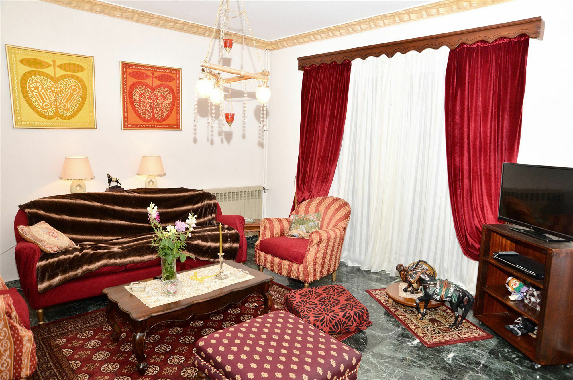 Noble Inn Loutráki Dış mekan fotoğraf